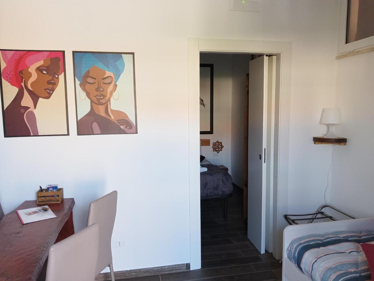 Big Mama Jungle Rooms Террачина Экстерьер фото