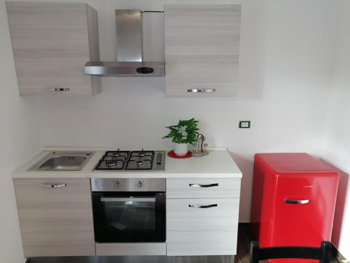 Big Mama Jungle Rooms Террачина Экстерьер фото